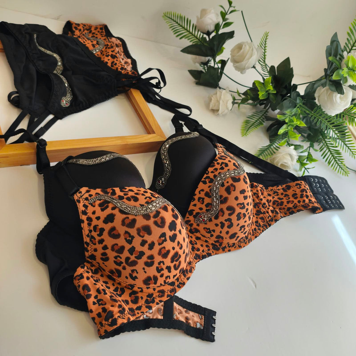 SUBLIME THIN PAD PUSH UP BRA SET