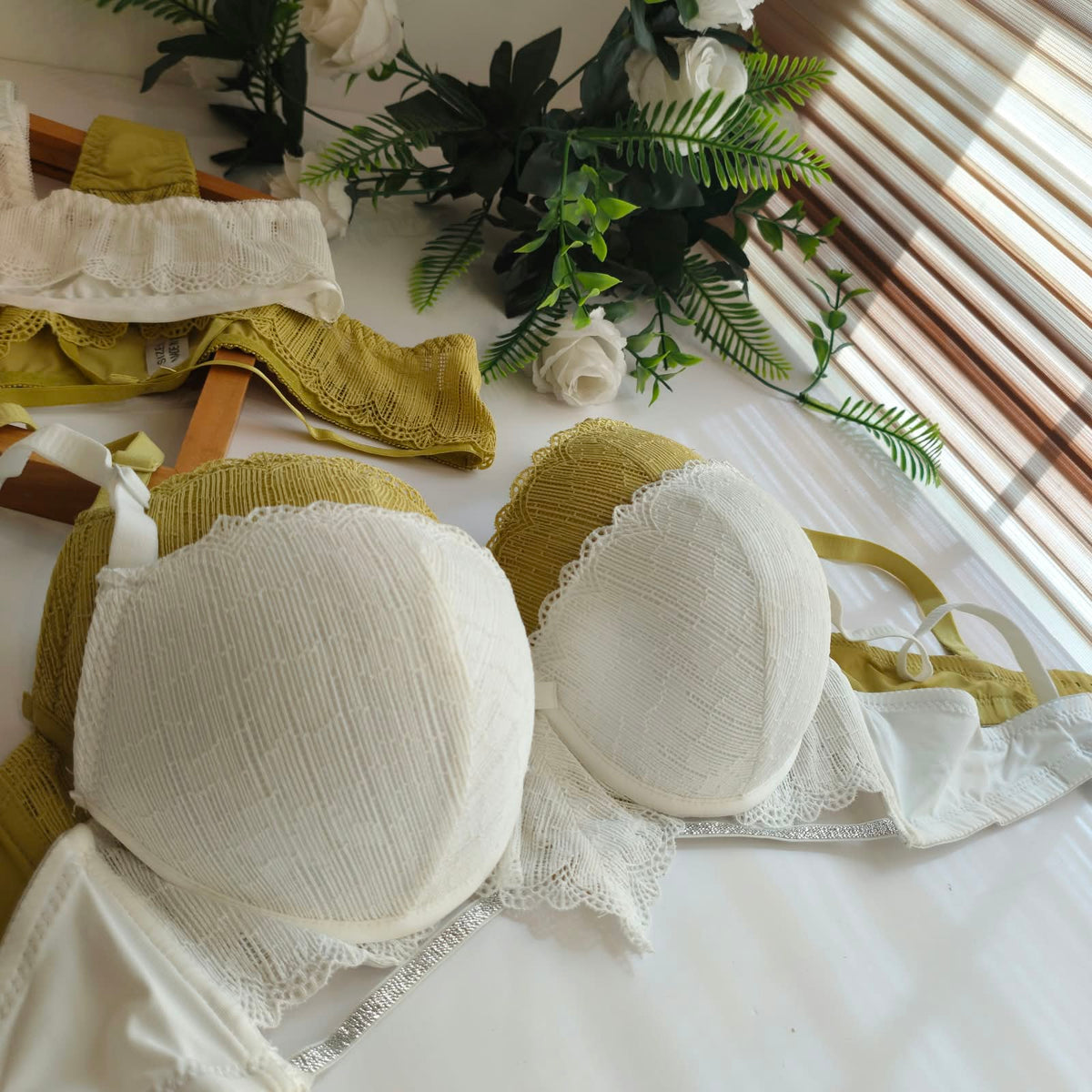 MARINE THIN PAD PUSH UP BRA SET
