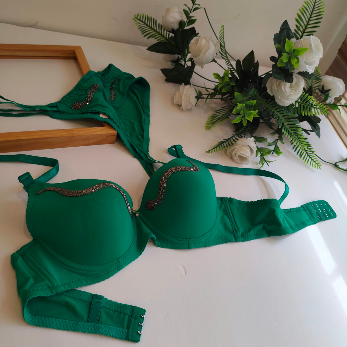 SUBLIME THIN PAD PUSH UP BRA SET