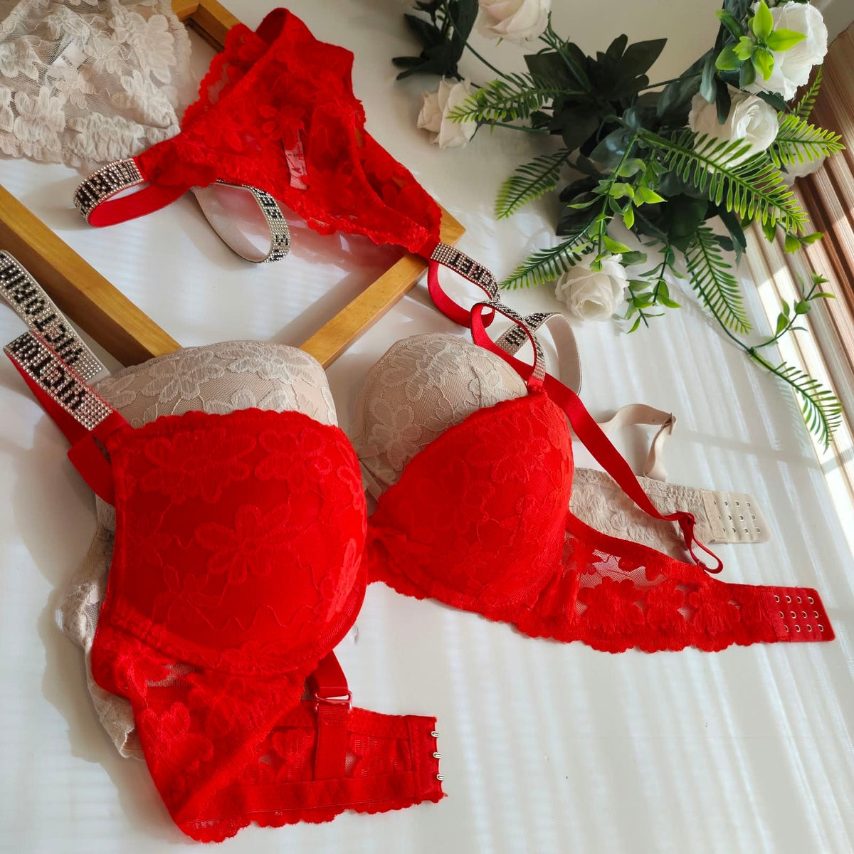 TEREA THIN PAD PUSH UP BRA SET (B CUP)