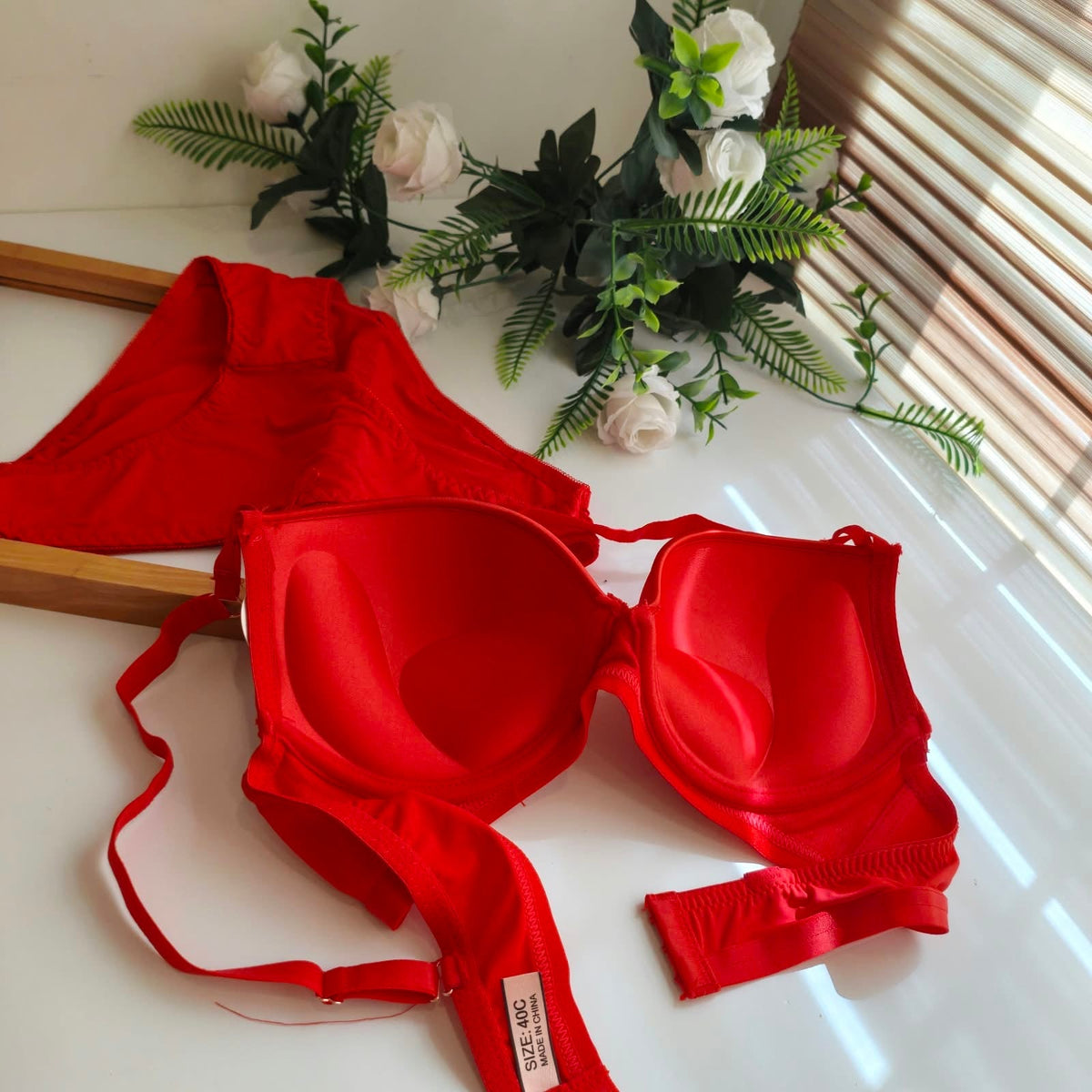 LOOP THIN PAD PUSH UP BRA SET (40-42)B/C