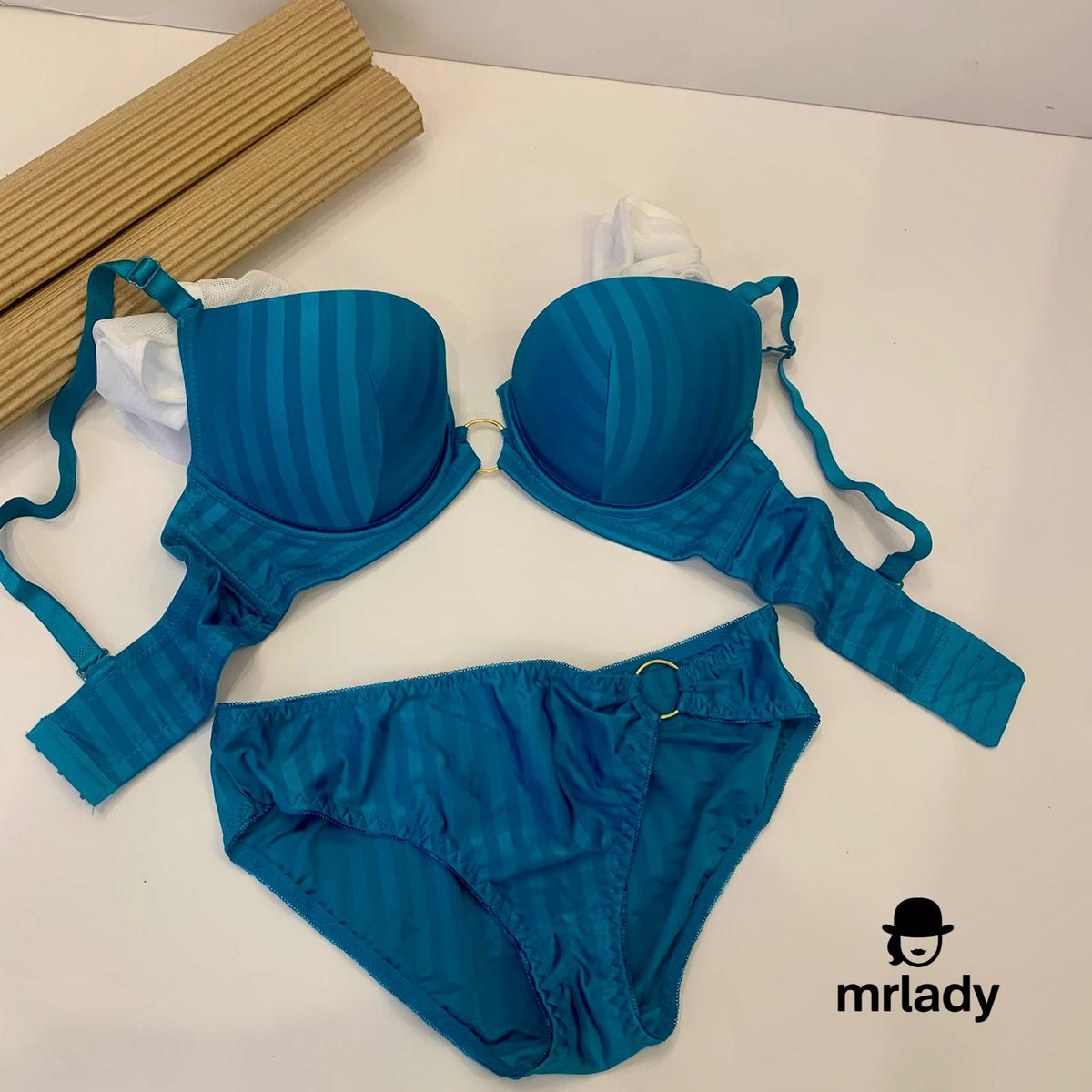 GOLD LOOP PUSH UP BRA SET