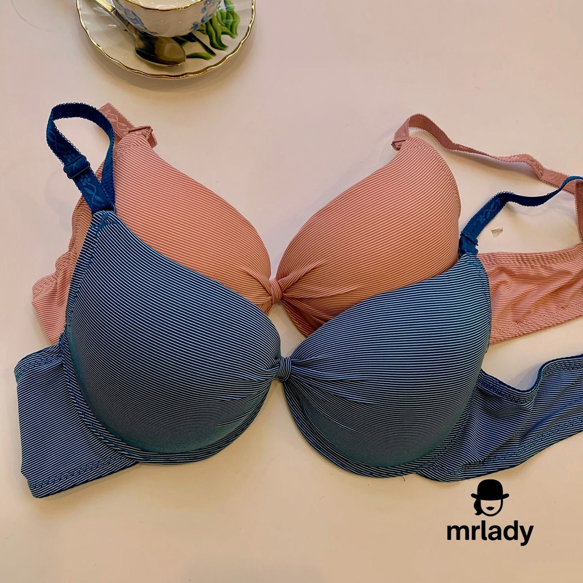 FRONT KNOT THIN PAD BRA V1