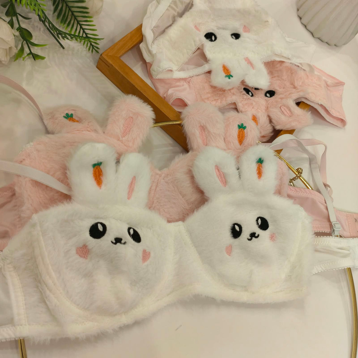 FUR RABBIT THIN PAD WIRED BRA SET
